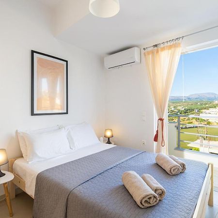 Mira Sitia Luxury Apartment Exterior photo