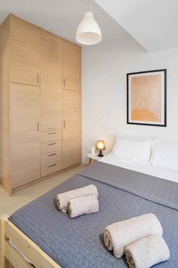 Mira Sitia Luxury Apartment Exterior photo