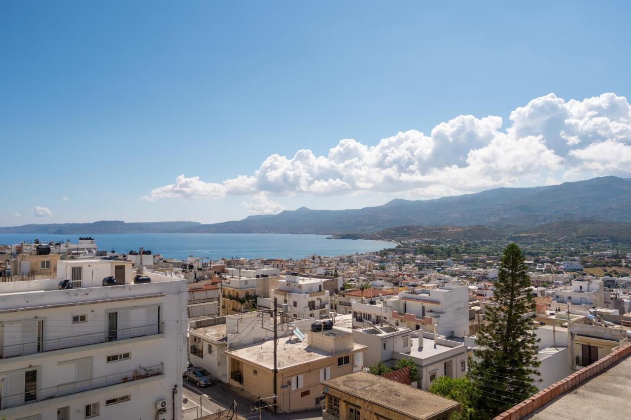 Mira Sitia Luxury Apartment Exterior photo